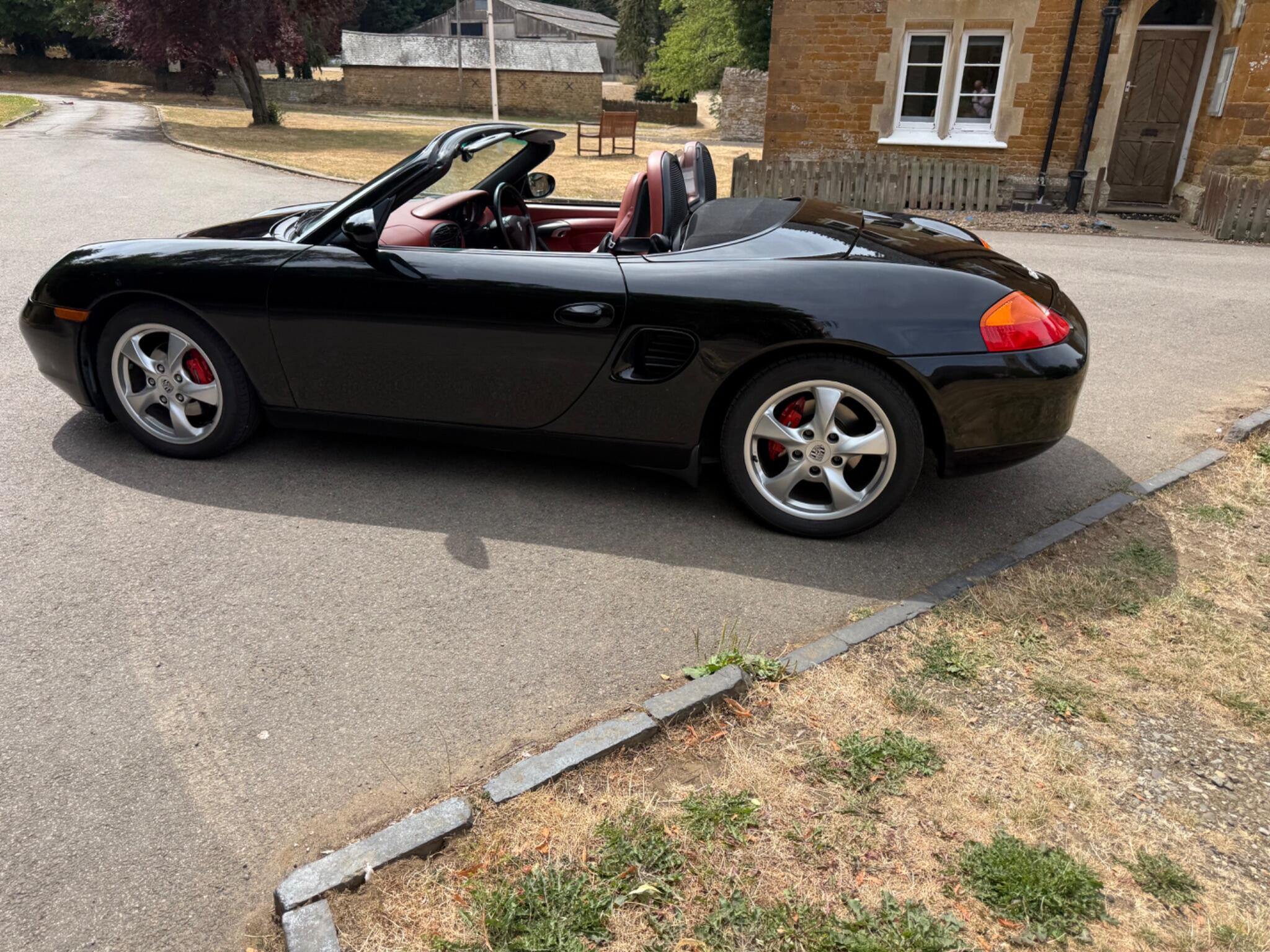 Porsche Boxster 2.7 986 2dr — photo 58 of 86